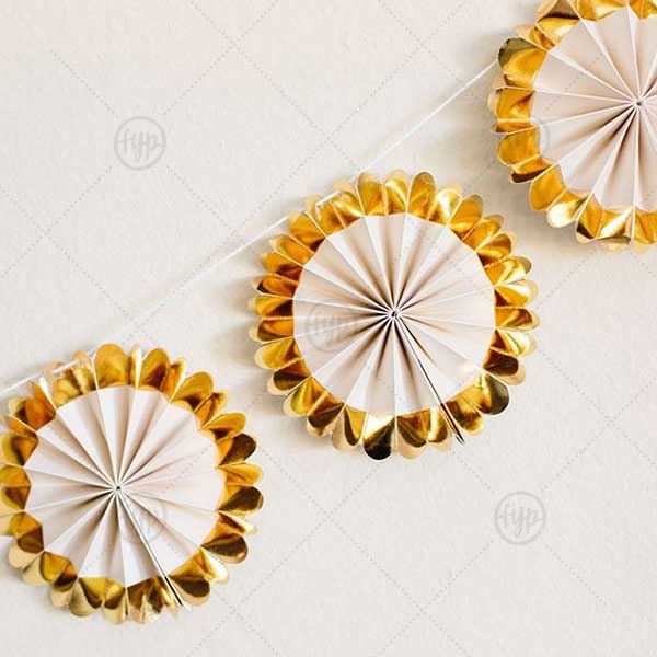 Fancy Mini Fan Banner | This Fancy Mini Fan Banner will add that special attention to detail that cannot be overlooked.